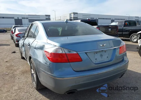 2010 Hyundai Genesis 4.6 z USA, uszkodzony, nr VIN KMHGC4DF8AU072503